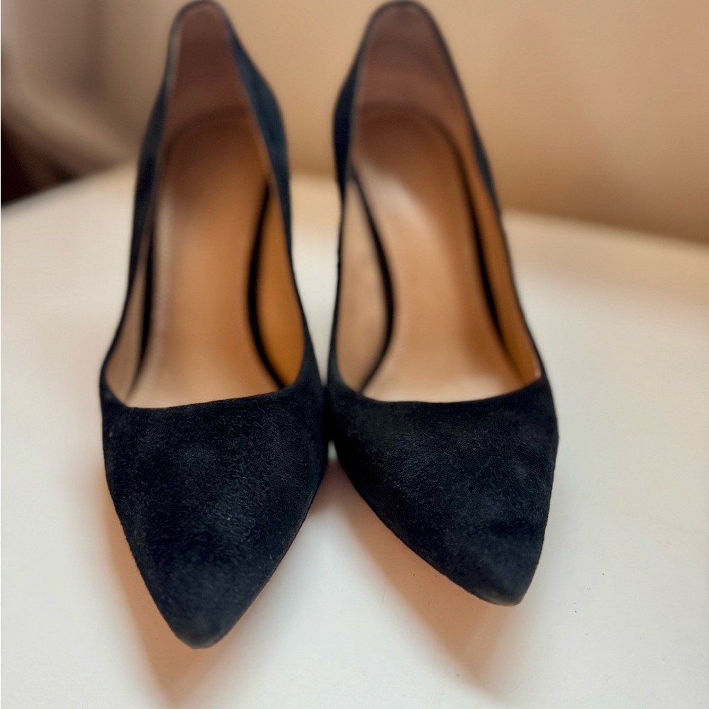 Tory Burch Black Suede Pointed Toe Heels – Size 6.5M